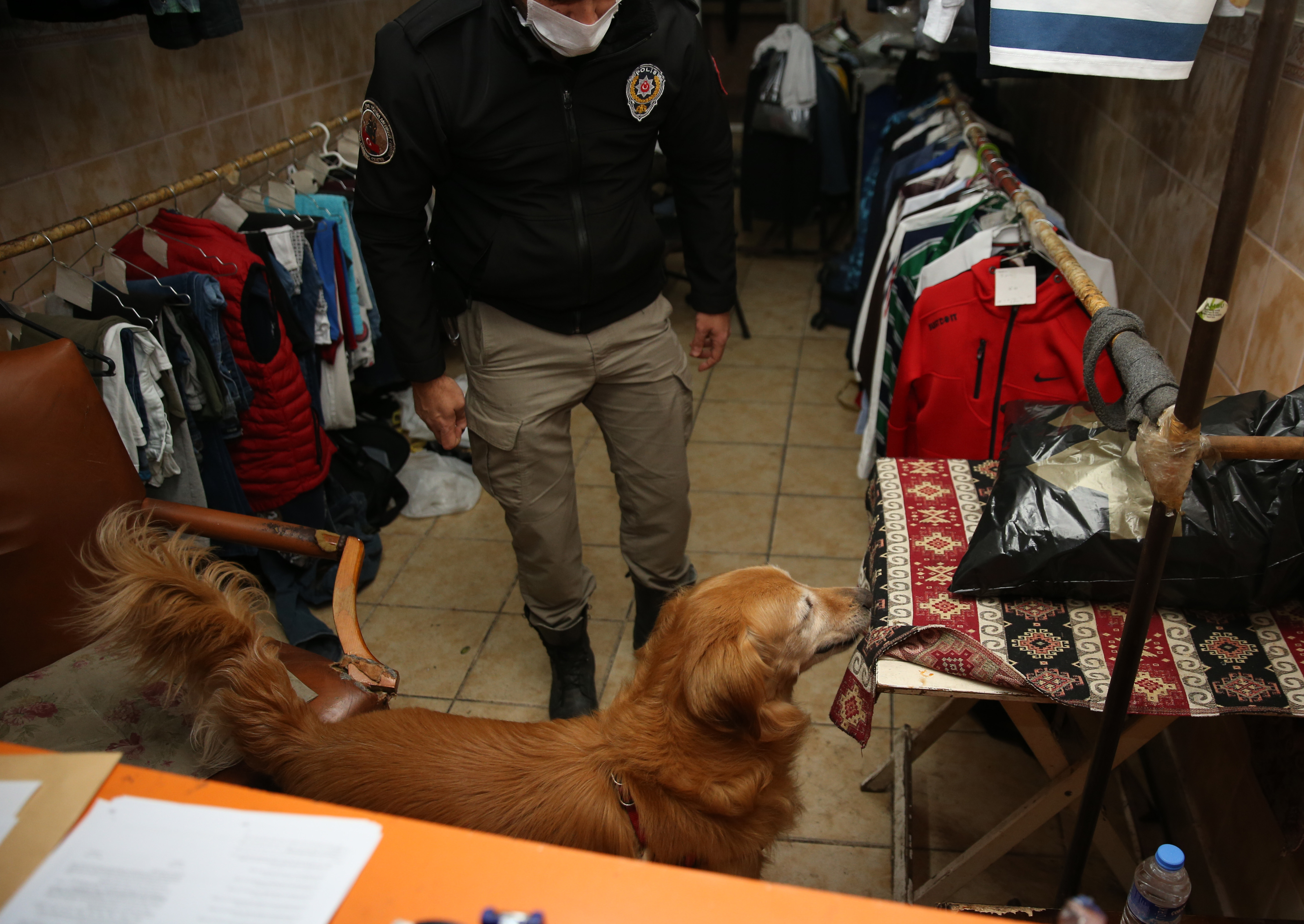 Beyoğlu'nda uyuşturucu operasyonu!