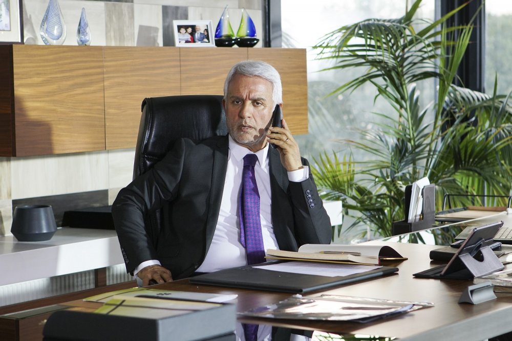 Yasak Elma dizisinde şok eden ayrılık! Ünlü oyuncu diziye veda ediyor!