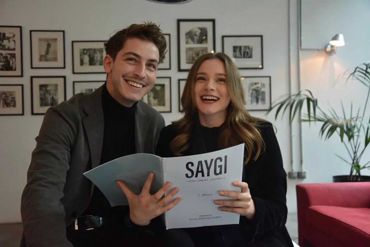 Miray Daner sesiyle dinleyenleri büyüledi!