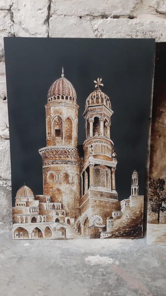 Mardinli ressam malzeme olarak zift kullandı tabloları hayran bıraktı