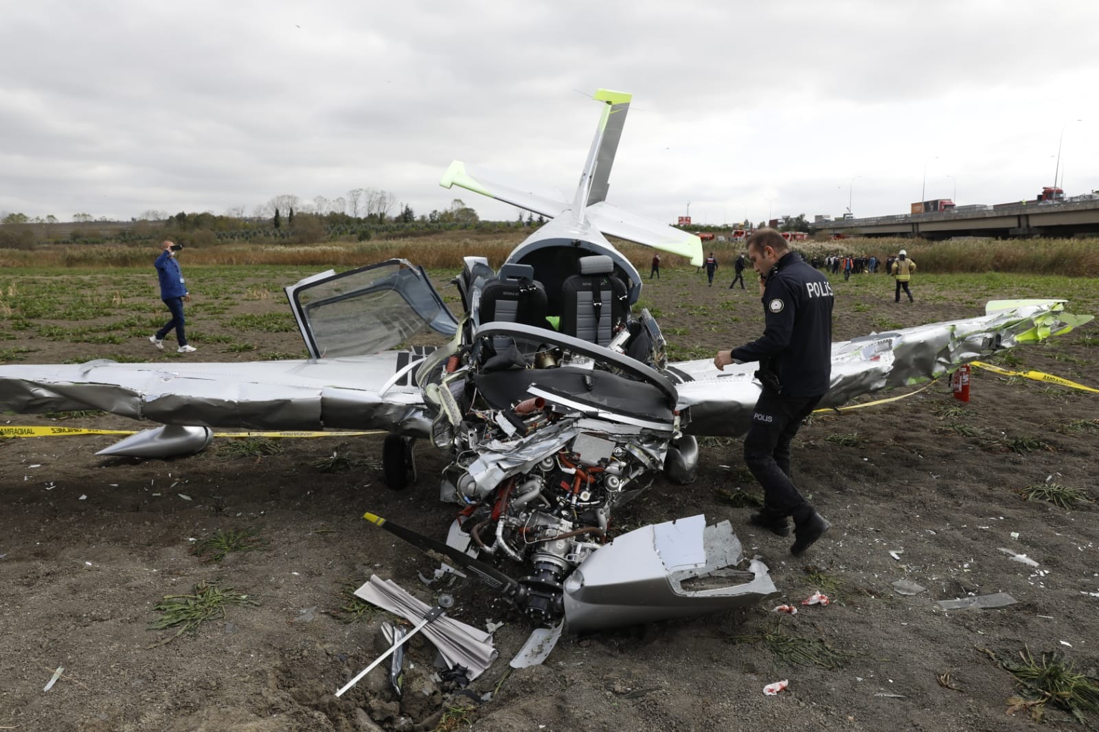 Büyükçekmece'de düşen eğitim uçağının pilotu Beytullah Nart'tan acı haber!