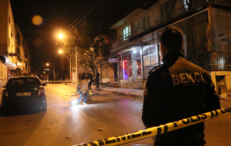 İzmir'de silahlı kavga: 1 ölü, 1 yaralı