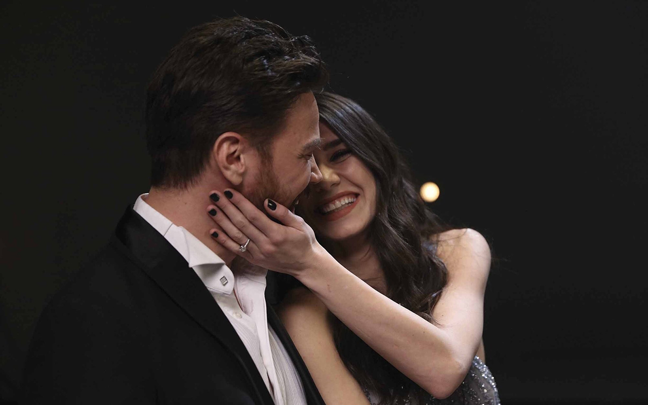 Sinan Akçıl: Tek sevdiğim kadın Burcu!