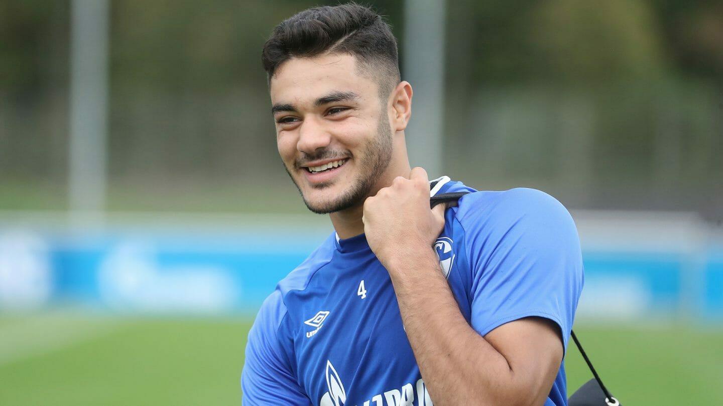 Liverpool, Ozan Kabak'a resmen talip oldu!