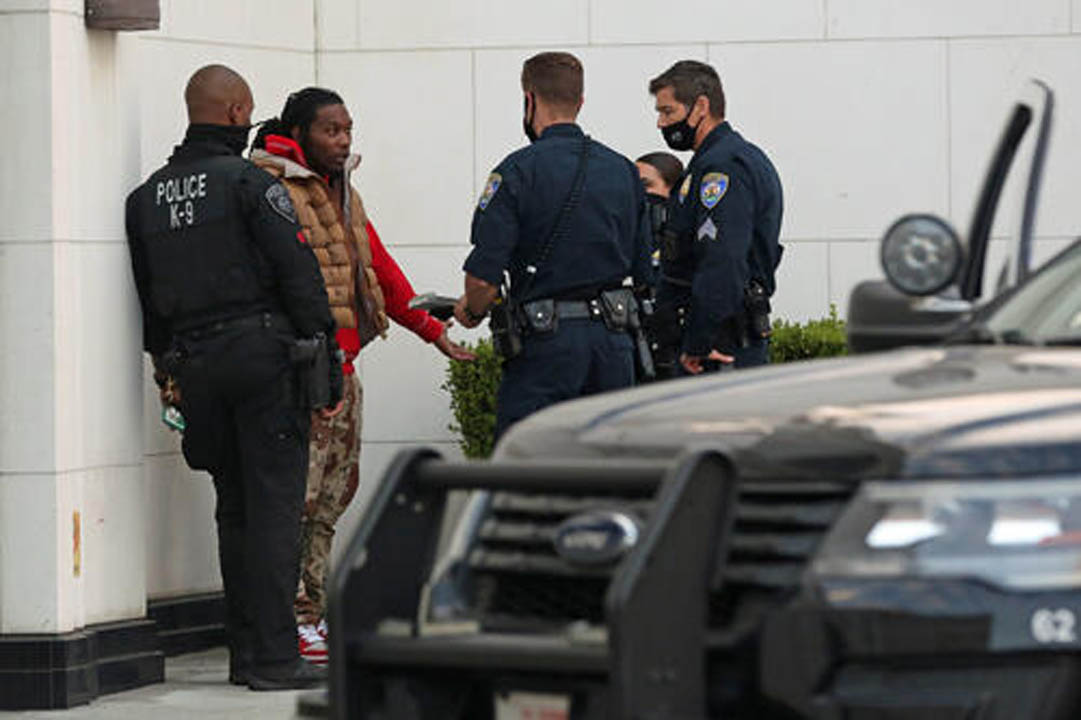 Cardi B'nin eşi Offset gözaltına alındı!