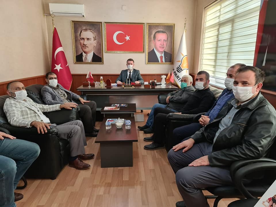 Tebrik için gönderilen çiçekler yerine tablet kampanyasına destek istedi