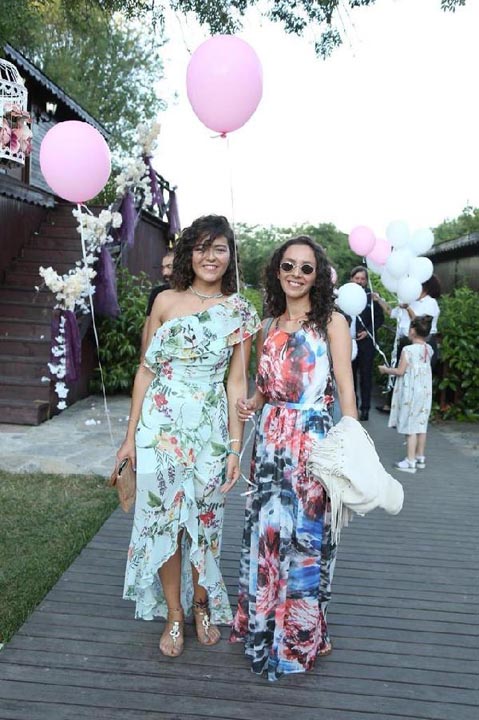 Düğünde bacağına havaifişek saplanan kadın sakat kaldı!