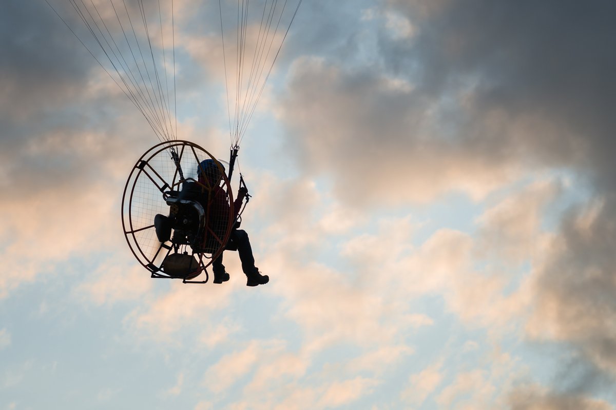 paramotor-shutterstock.jpg
