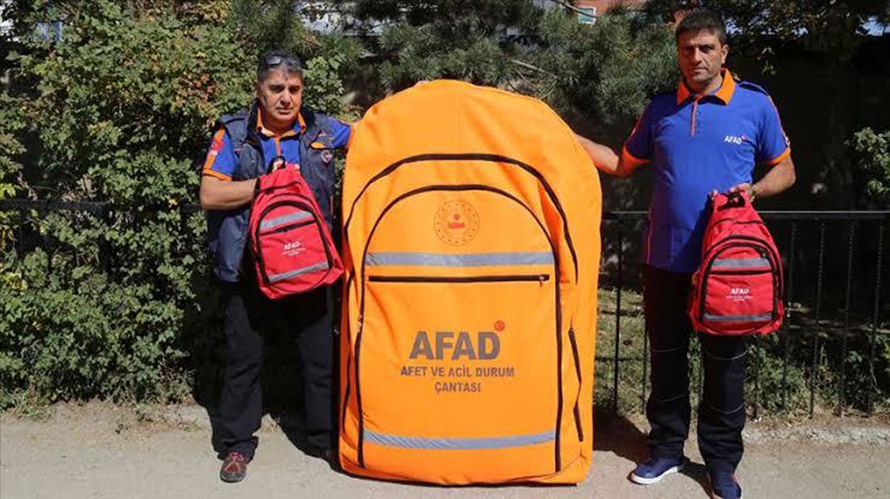 Deprem çantasında olması gerekenler neler? Deprem anında ne yapılmalı?