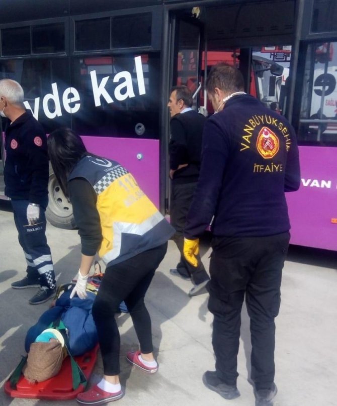 Son dakika Haberi: Van’da belediye otobüsü kazası: 10 yaralı var!