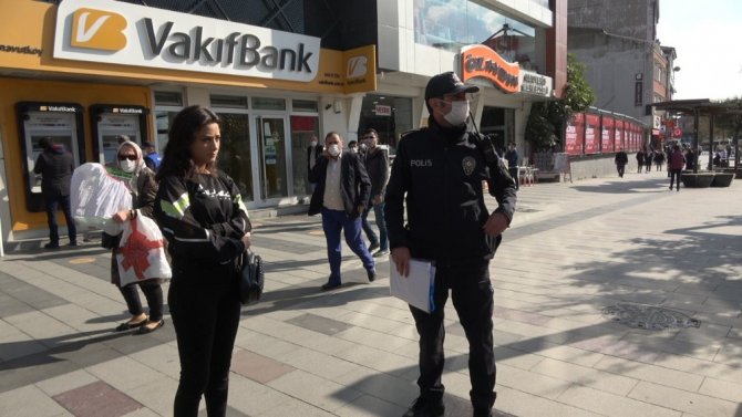 Arnavutköy’de covid-19 denetimi! Vatandaşlar tek tek uyarıldı