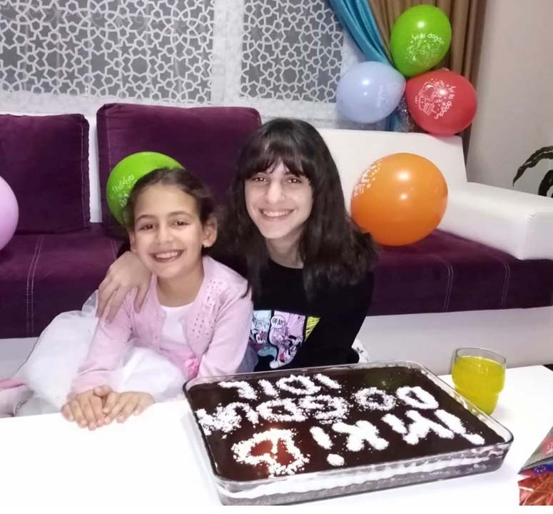 İzmir'de 58 saat sonra gelen mucize! İdil Şirin enkazdan kurtarıldı