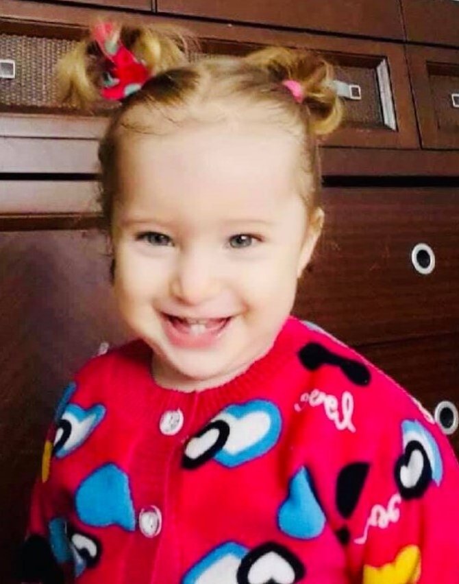 Elif’i üzerine devrilen sandalye hayatta tutmuş