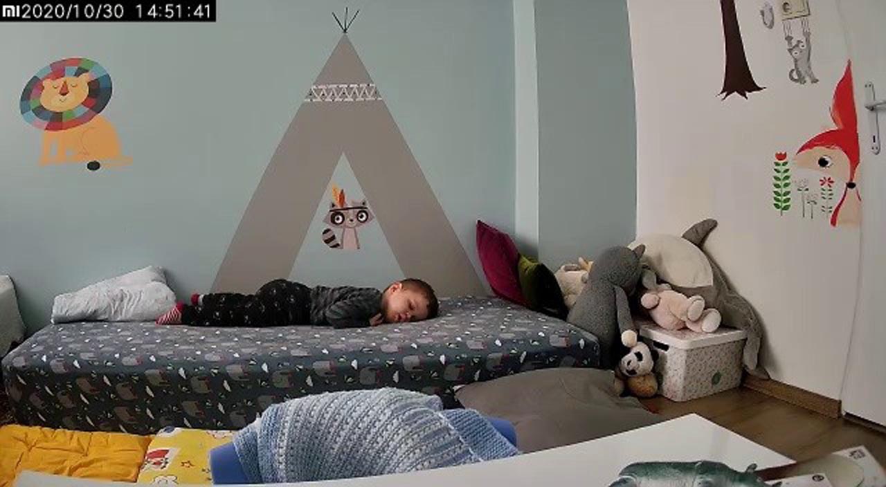 İzmir depremine uykuda yakalanan çocuğuna siper olan anne! O anlar anbean kamerada