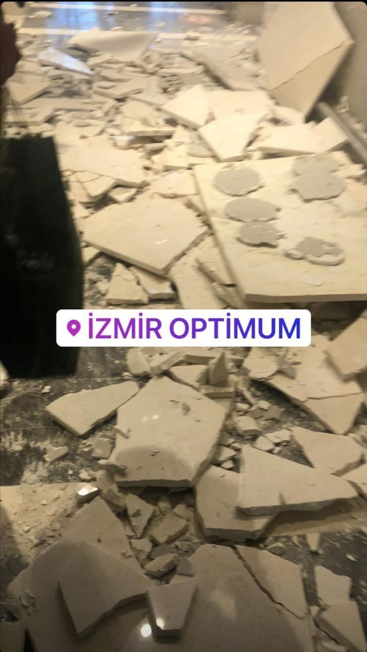İzmir depreminde hasar gören Optimum AVM'de can pazarı! 