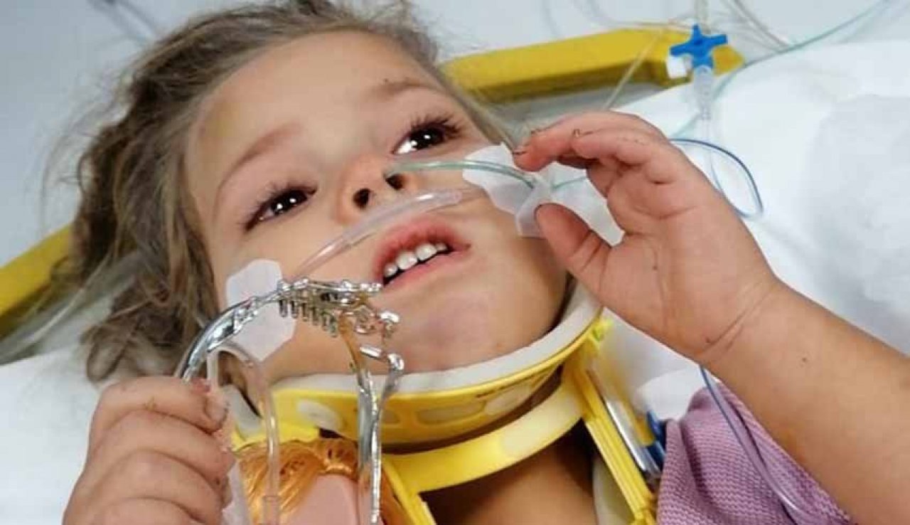 Türkiye enkazdan kurtarılan Ayda’ya köfte yedirmek için sıraya girdi