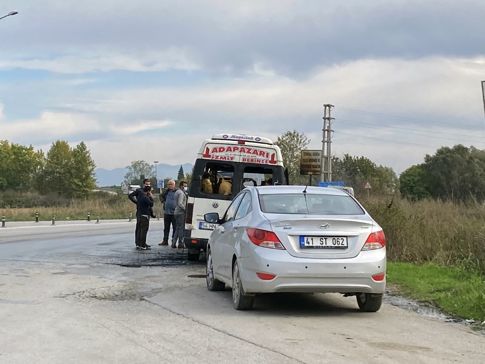 Ortaklarına sinirlenen adam, minibüsünü ateşe verdi