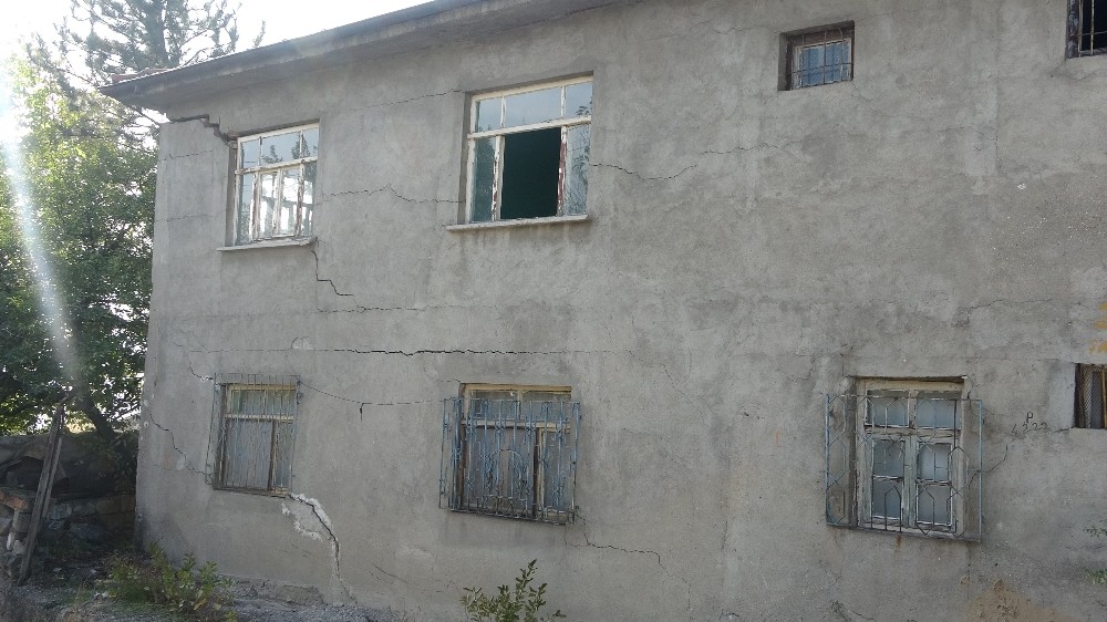 Karabük'te yıkım kararı olan binalar tekrar gündeme geldi