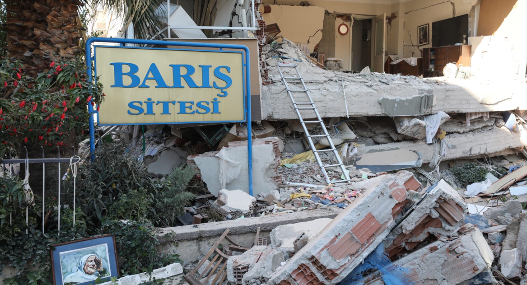 Barış sitesinin inşaatında çalışan Erol Kaya kan dondurdu: Üstüne bastığımız zemin titriyordu