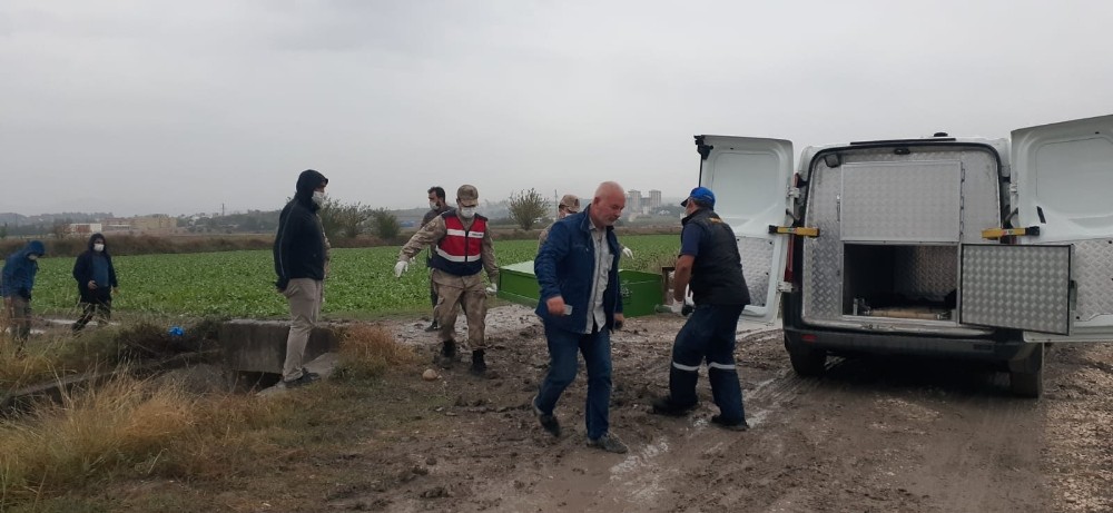 Maktüller ile fotoğraf çektirmiş