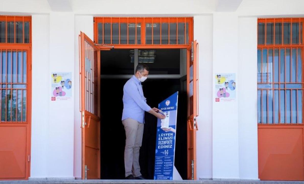 MEB 23 Kasım 6,7 ve 10,11 sınıflar okula başlayacak mı? Okullar 23 Kasım'da açılacak mı?