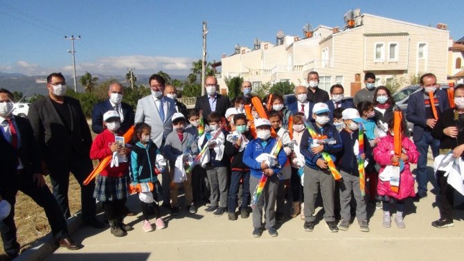 Bu çiçeği koparmanın cezası 73 bin 747 lira ceza! Şaka değil, gerçek!