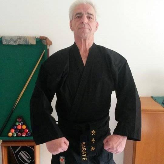 Kuşadası'nda havaya ateş açan sarhoş adam gözaltına alındı