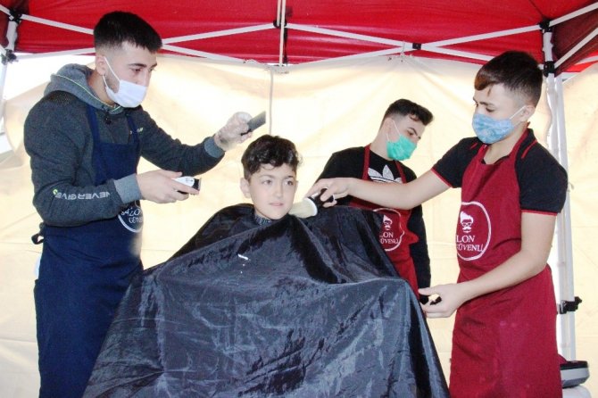 İzmirli berberler duyarlı davranış! Seferber oldular