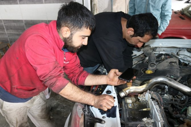 Ustalar uyarıyor! Araçlarda 50 liralık harcama 8 bin liralık masraftan kurtarıyor!