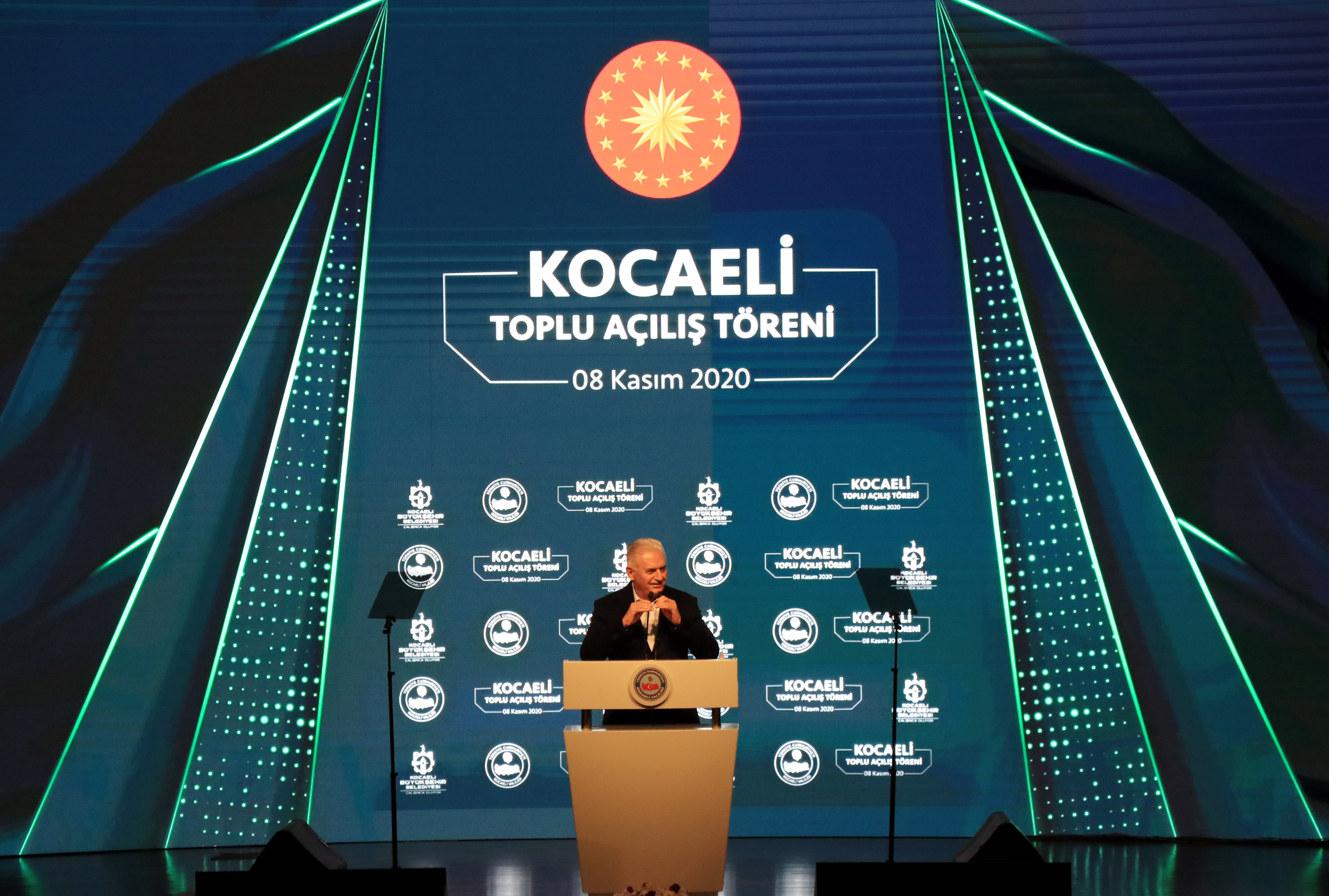 Binali Yıldırım'dan deprem değerlendirmesi: İzmirli her şeyin farkında!