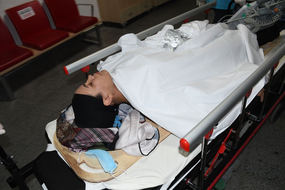 Kaçırmak istediği adını sırtından bıçakladı