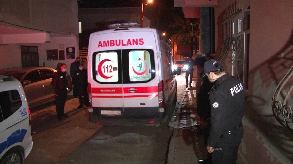 Sarıyer'de, sokakğa bırakılmış 4 haftalık bebek bulundu