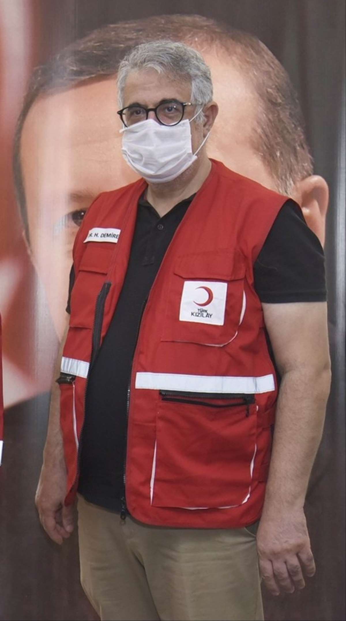 Kızılay Şube Başkanı Habib Demirel, koronavirüs nedeniyle hayatını kaybetti