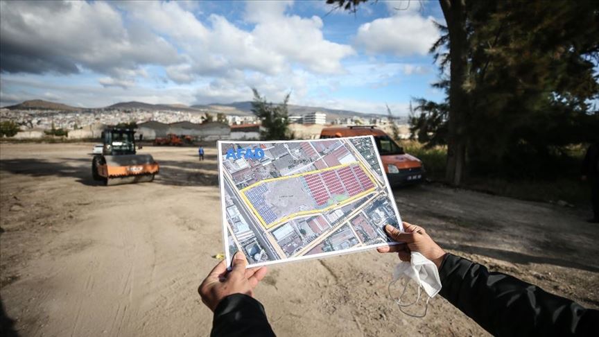 İzmir'de bin konteynerlik geçici barınma alanı için çalışmalar devam ediyor