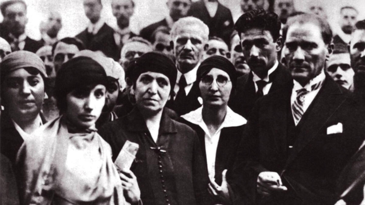 Kadınlara seçme ve seçilme hakkı ne zaman verildi KPSS? Türkiye'de kadınlara seçme ve seçilme hakkı ne zaman verildi?