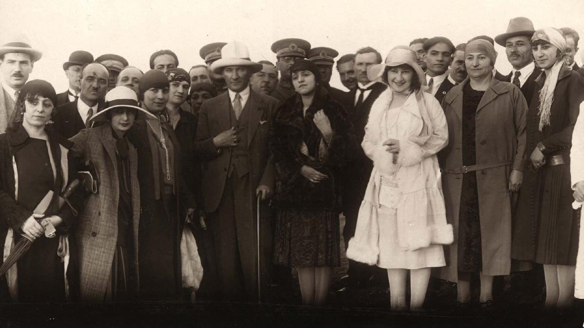 Kadınlara seçme ve seçilme hakkı ne zaman verildi KPSS? Türkiye'de kadınlara seçme ve seçilme hakkı ne zaman verildi?