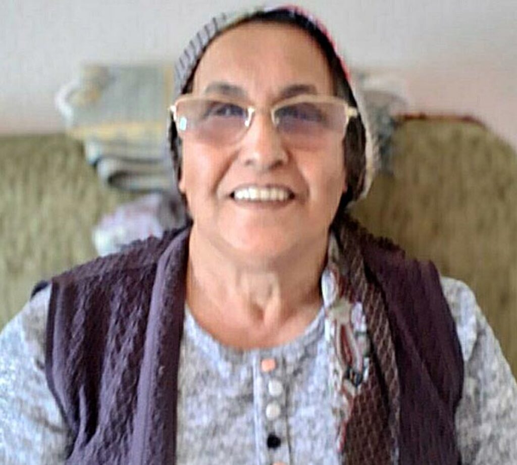 İzmir'de vahşet: Kızını ve eşini öldüren pazarcı, balkonda sigara içerken bulundu