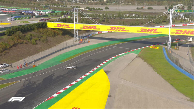 Formula 1 İstanbul'da ilk antrenmanda kaygan zemin zor anlar yaşattı!