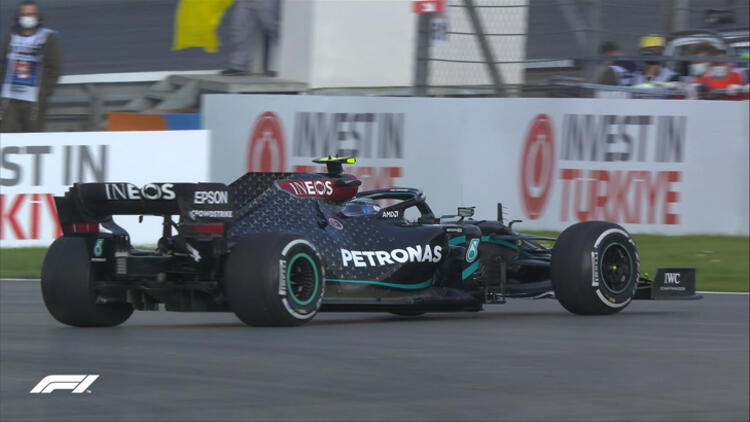 Formula 1 İstanbul'da ilk antrenmanda kaygan zemin zor anlar yaşattı!