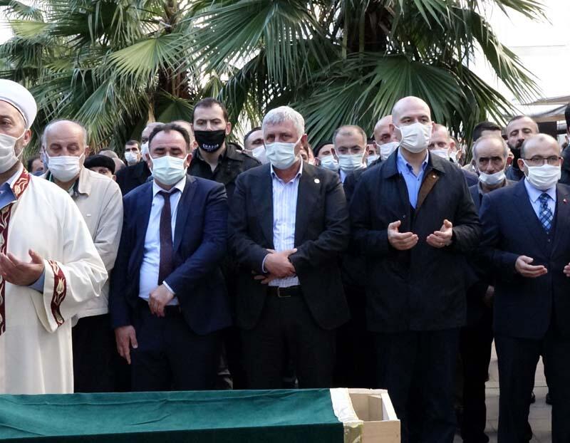 Bakan Soylu'nun acı günü: Halası Rukiye Dönmez hayatını kaybetti