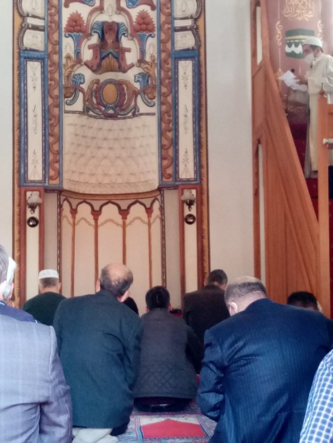 Bu hafta ki Cuma hutbesi kısa tutuldu