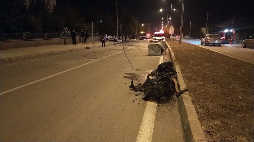 Kediye çarpmamak için önce konteynera sonra direğe çarptı