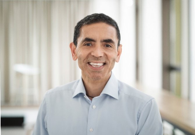 Korona virüs aşısını bulan Türk konuştu: yeni normal için tarih verdi!