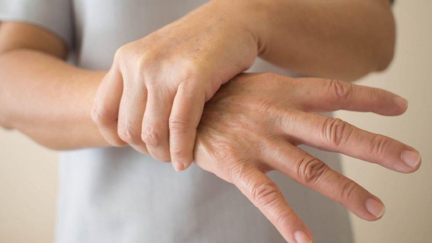 Parkinson nasıl anlaşılır? Parkinson belirtileri nelerdir?