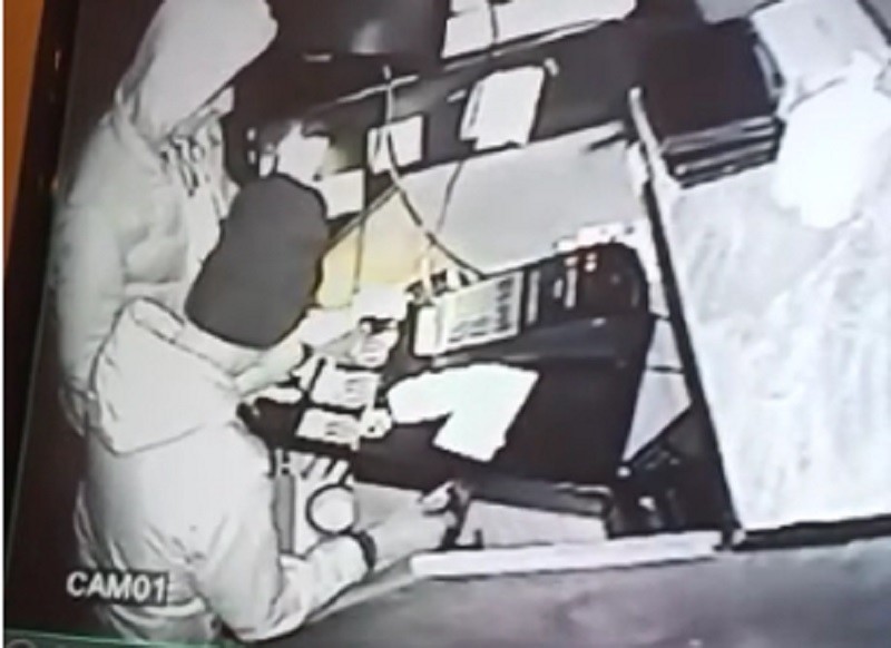 İzmir’de çocuk yaştaki hırsızlar kıskıvrak yakalandı