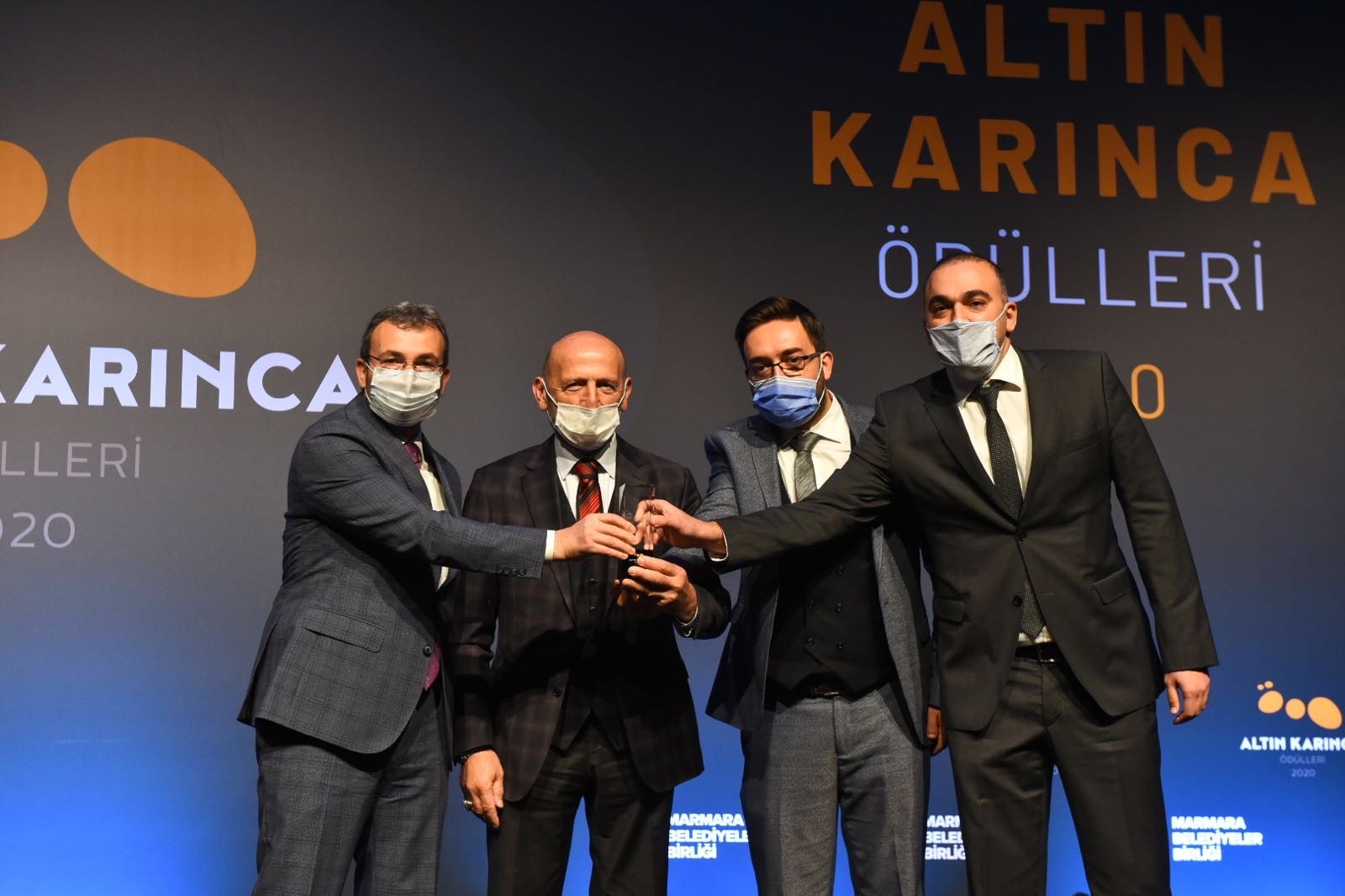 Pendik Belediyesi'ne kültür-sanat kategorisinde büyük ödül!