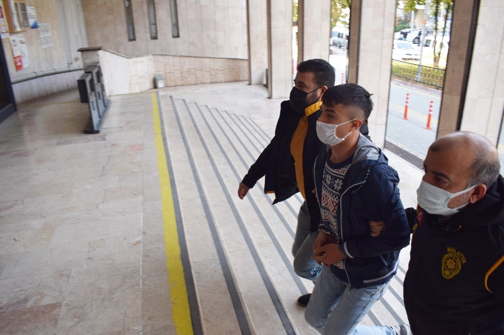 Malatya'da şakaya kan karıştı