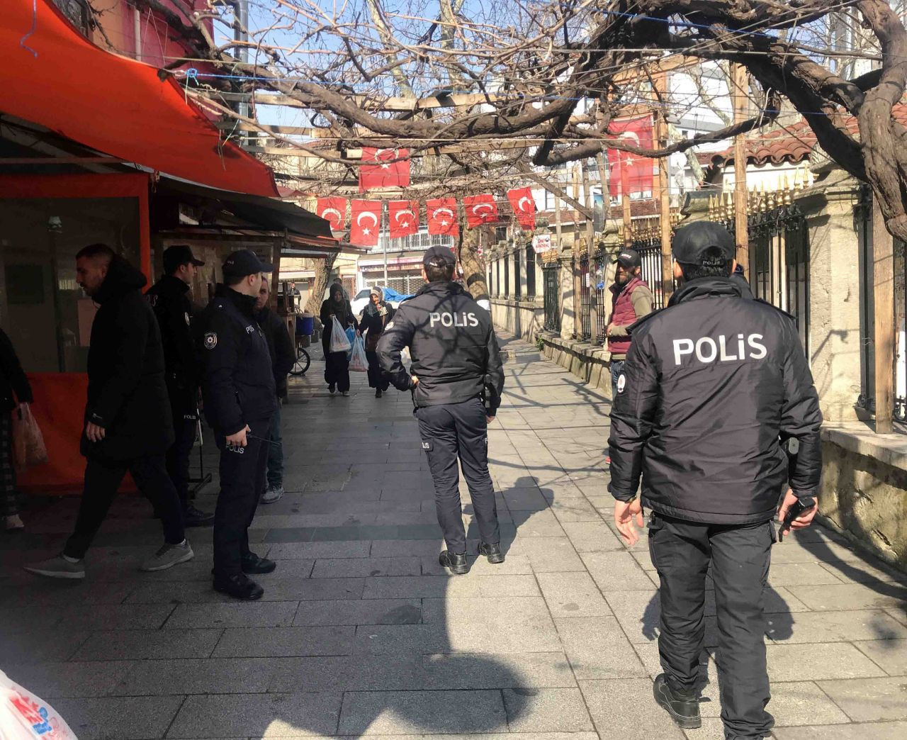 Sokağa çıkma yasağı başladı!