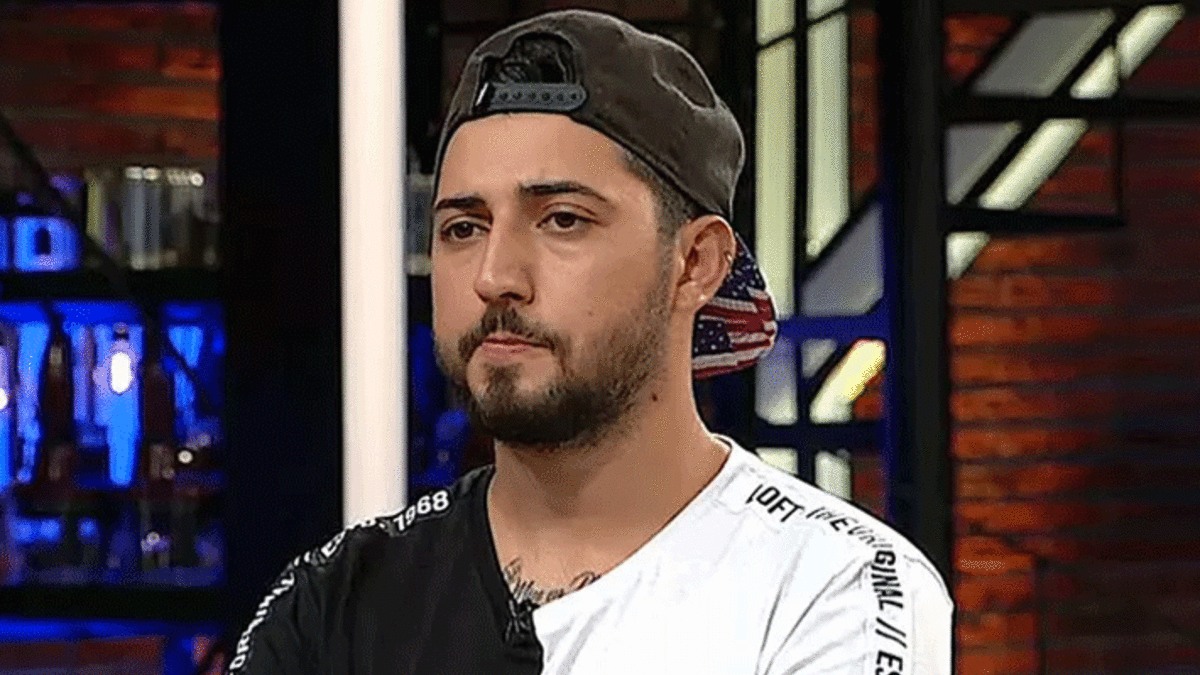 Masterchef'ten diskalifiye edilen Uğur Yılmaz'dan akılları karıştıran hamle!