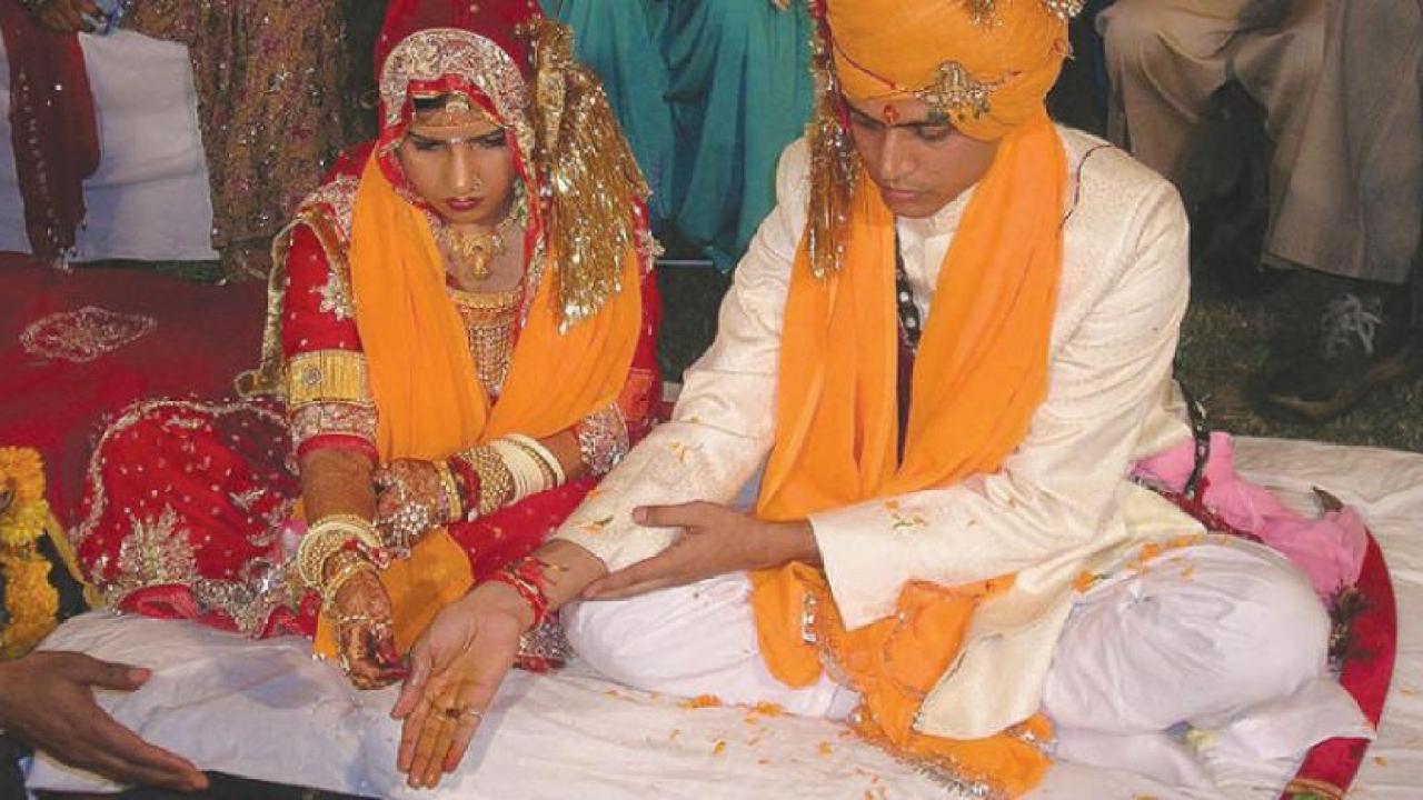 Kadınların din değiştirmesine yasa engeli: 10 yıl hapis cezası alacaklar!